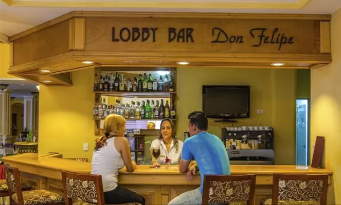 Lobby Bar at the Hotel Encanto Ordoño