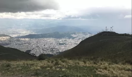 Quito, from the top of the Teleférico.