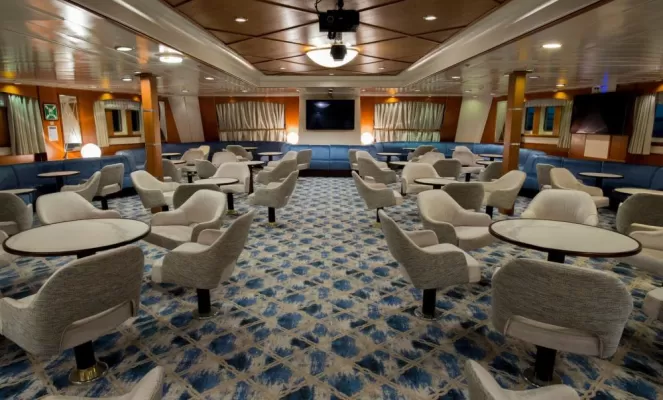 Main Lounge, Ocean Adventurer