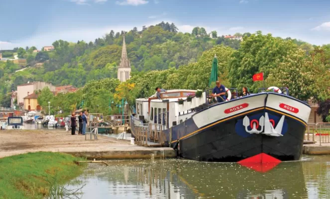 Sail across charming european villages aboard the Rosa