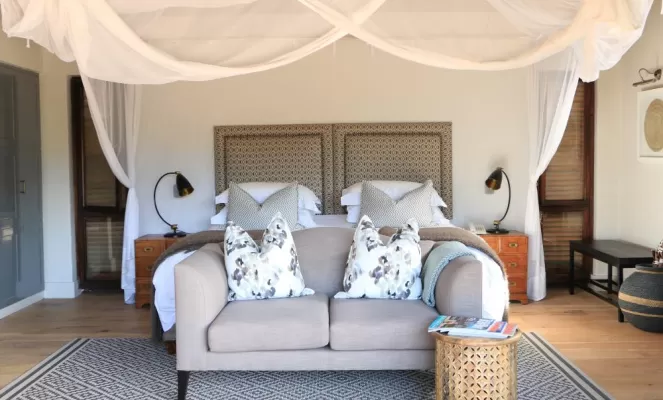 Luxurious rooms at Thornybush Game Lodge