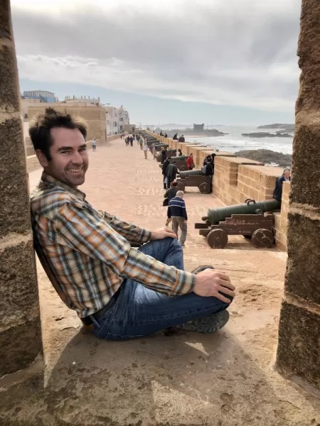 Ian hanging at the ramparts - Essaouira