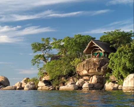 Experience the beauty of Lake Malawi at Mumbo Island Camp