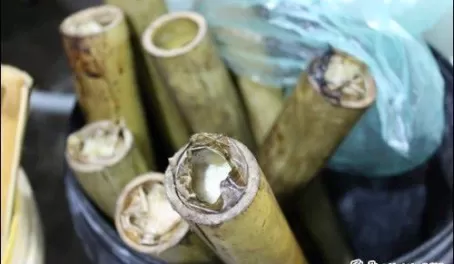 Sticky rice in bamboo shoots