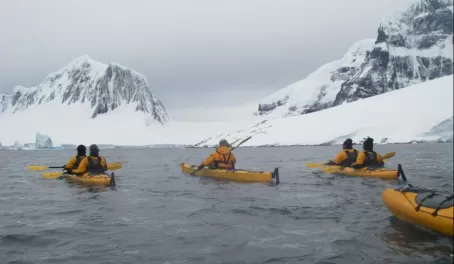 Kayaking to the "iceberg graveyard"