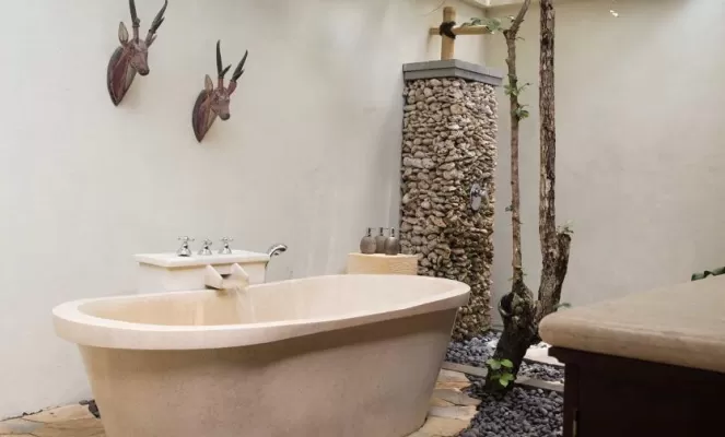 One Bedroom Forest Villa's bathtub