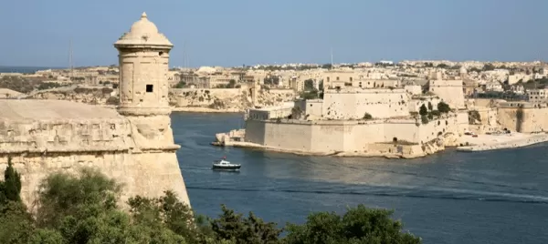 Explore the fortified cities of ancient Mediterranean rulers 