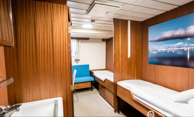 Twin Cabin with Shared Facilities Category D - Polar Pioneer