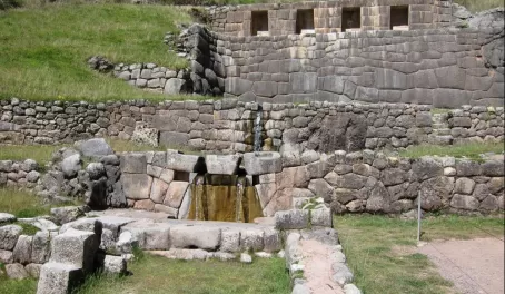 Tambomachay (The Bath of the Inca)
