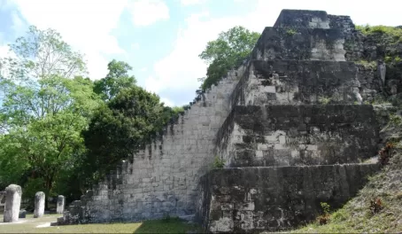 Pyramid complex Q- Tikal