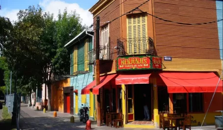 Wandering the colorful streets of Buenos Aires