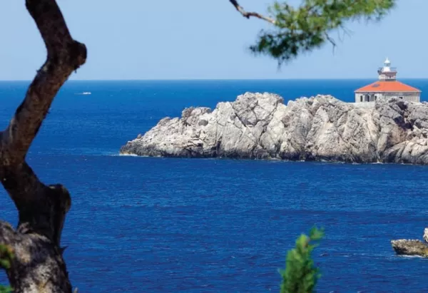 Cruise the Dalmatian Islands on your luxury cruise