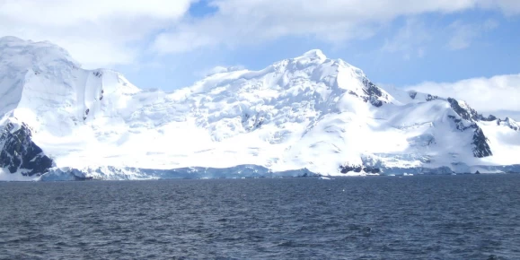 Ice and water along Antarctic Peninsula