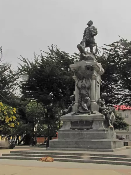 Punta Arenas--statue of Magellan