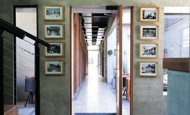 Maison Italia Hallway