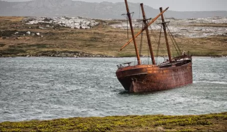 Rusted ship in Stanley 