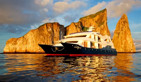 Make unforgettable memories aboard a Galapagos cruise 