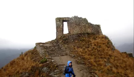 Ruins as we hike the Cachiccata Trek