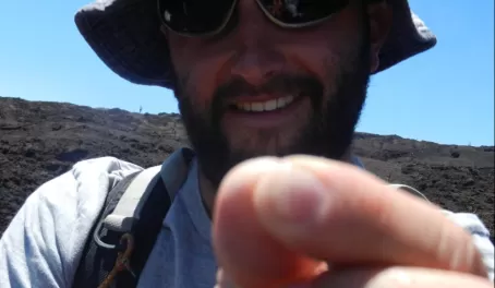 Our guide shows the volcano ash "threads"