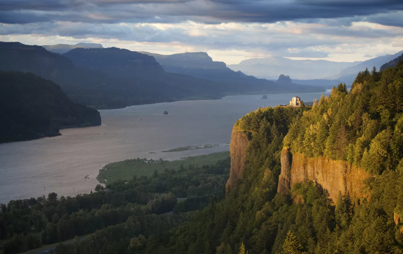 Explore the landscape of the Pacific northwest