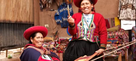 Peruvian traditional weavers