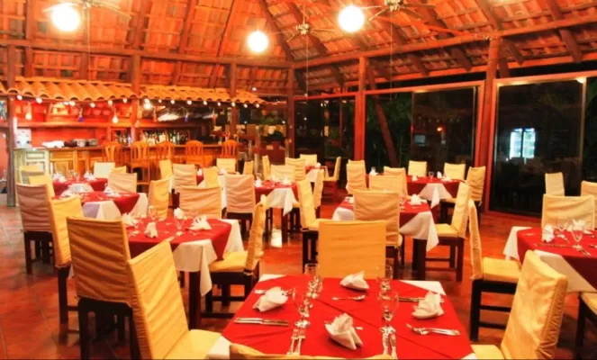 Enjoy fine dining in the Congo Resturaunt
