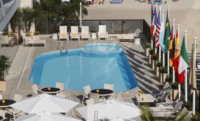 The swimming pool at Windsor Atlantica sit on the beach