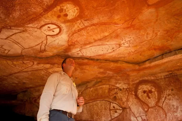 View the historical rock art of Kimberly
