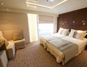 Category P cabin aboard the Variety Voyager.