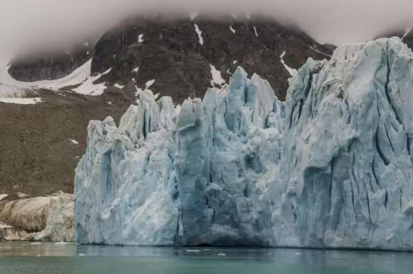 Admire the impressive ice formations found in the Norwegian Arctic and Svalbard