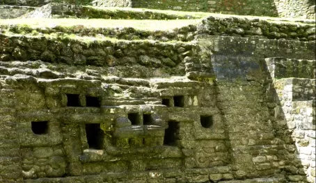 Mayan ruins at Lamanai