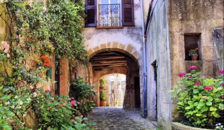 Wander the typical streets of Italy
