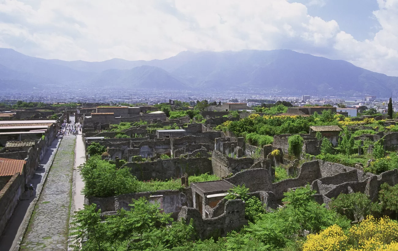 The sprawling ruins of Pompeii