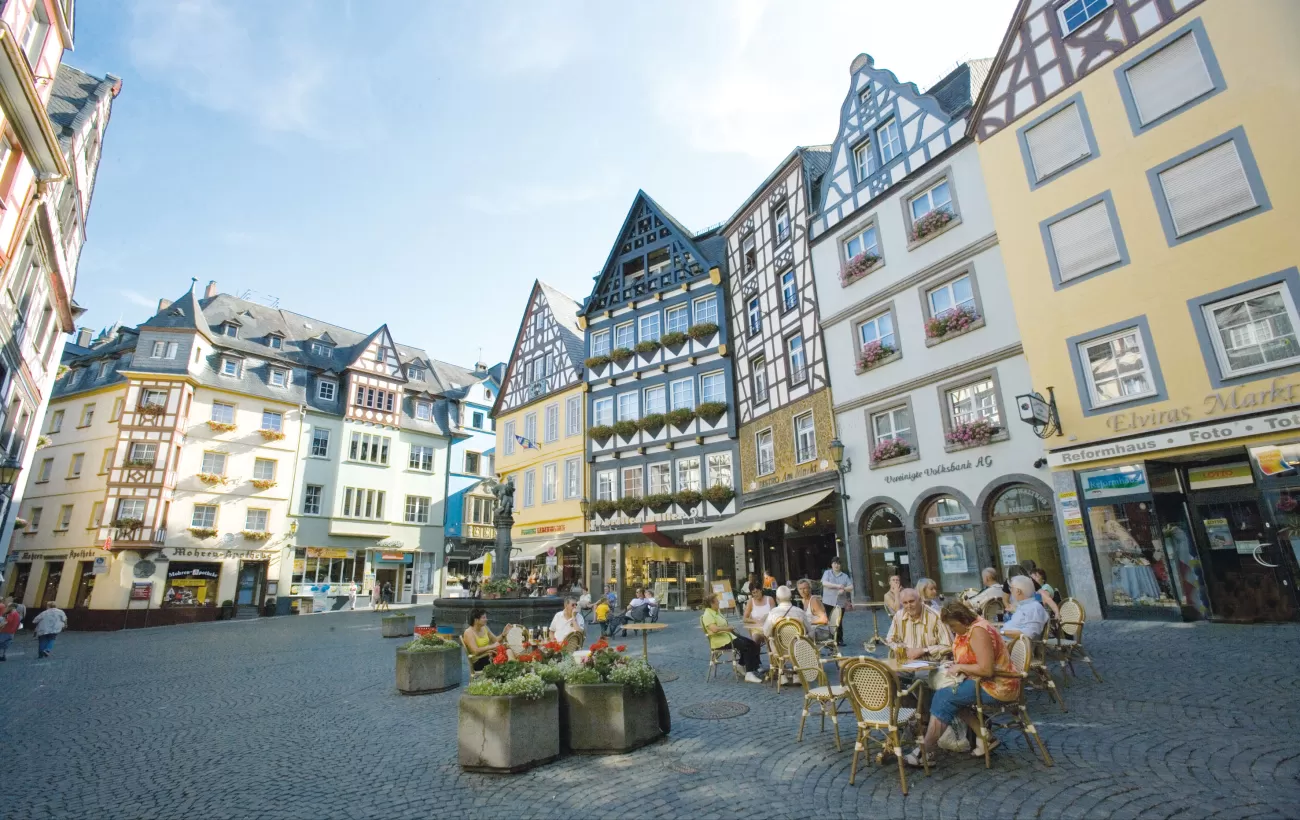 Explore quiet villages along the Rhine