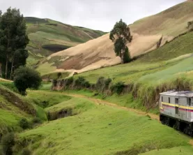 Train ride from Riobamba to Sibambe