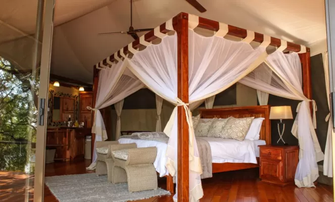 Honeymoon Suite at Zambezi Sands