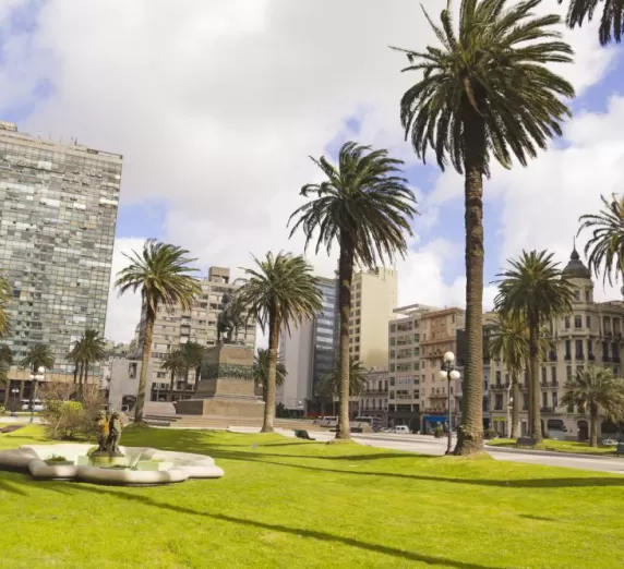 Buildings and green space of Independence Square, Montevideo